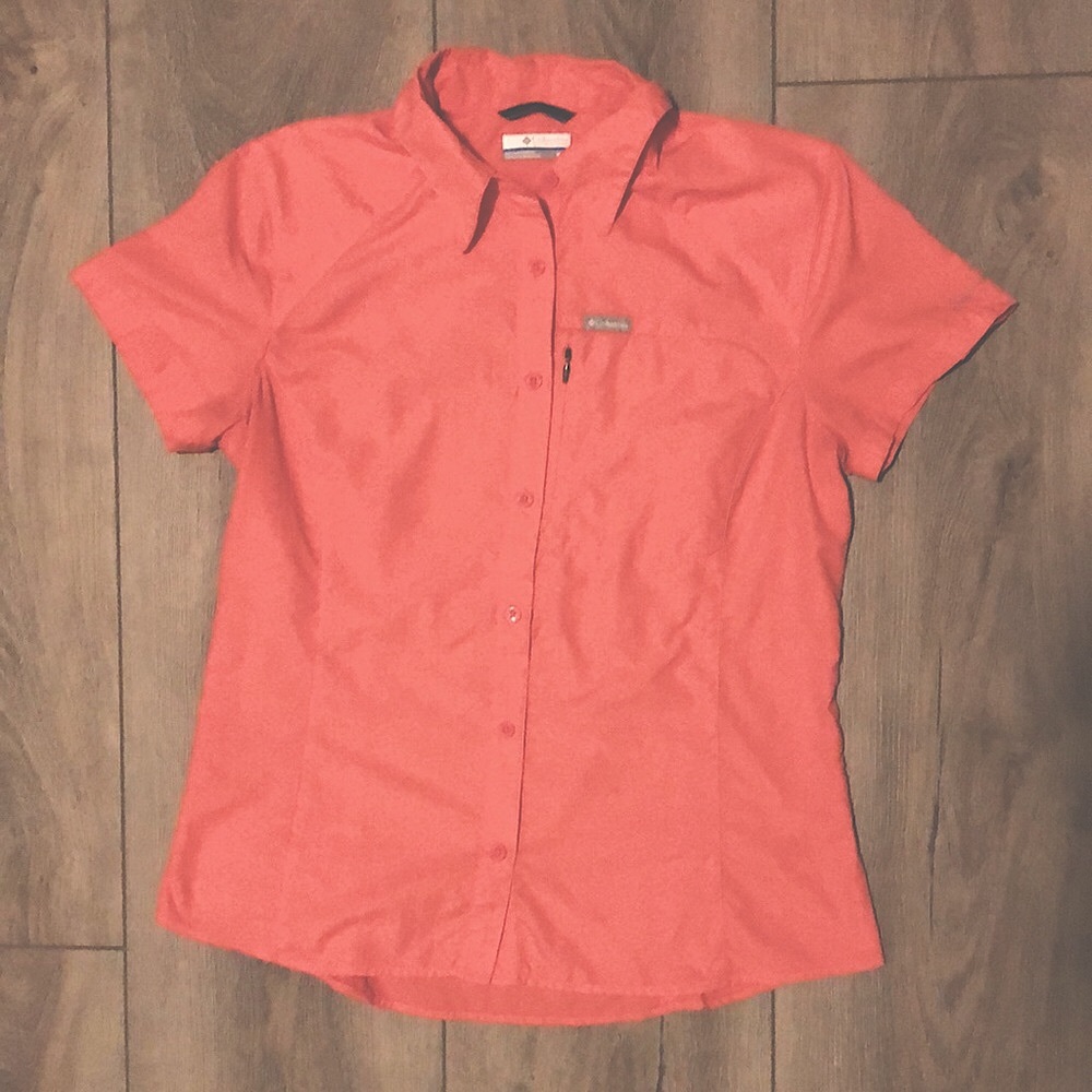 Salmon short sleeved Columbia shirt
